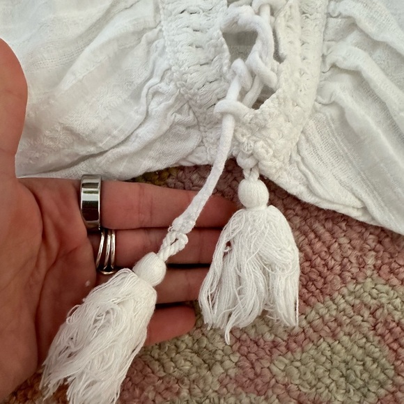 lush tarmarindo tassel blouse - Picture 5 of 7